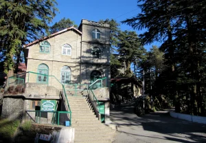 mussoorie to landour distance