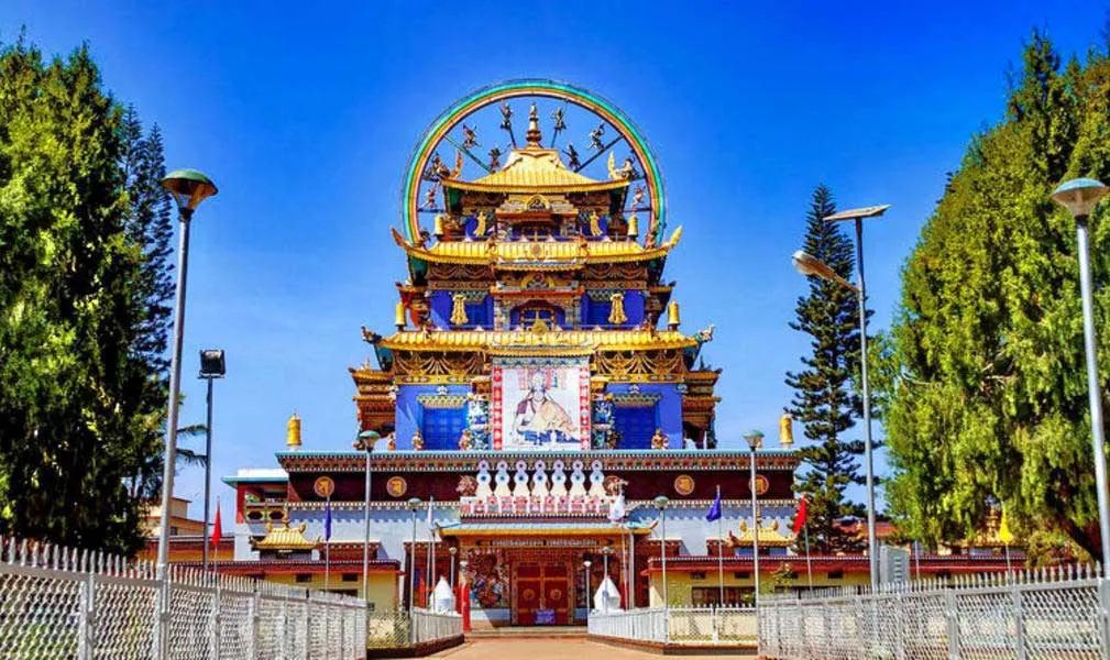 Golden Temple (Namdroling Monastery)