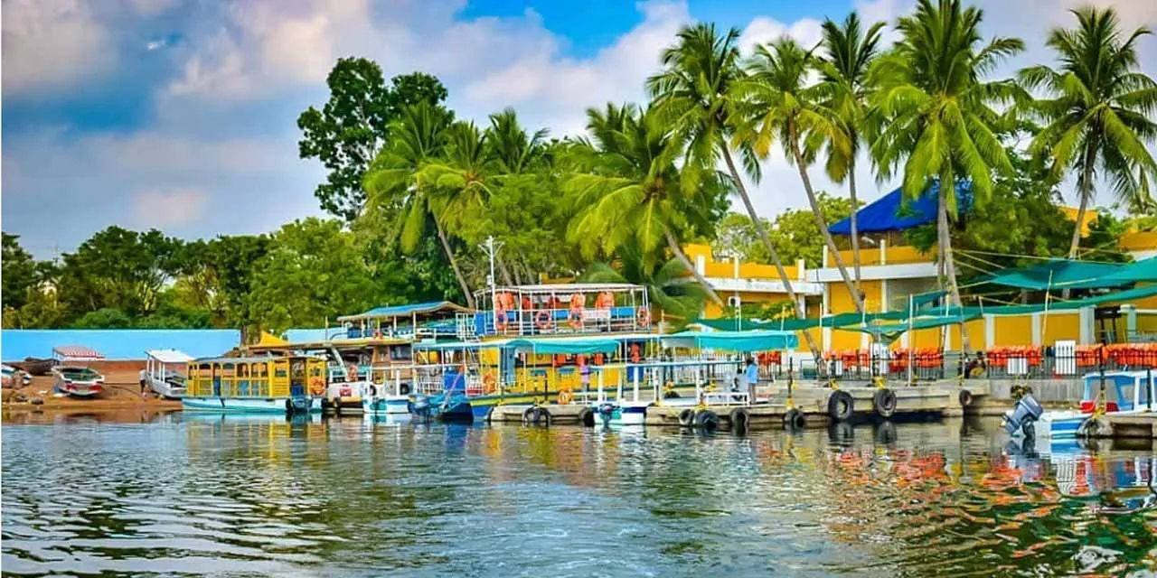 Chunnambar Boat House