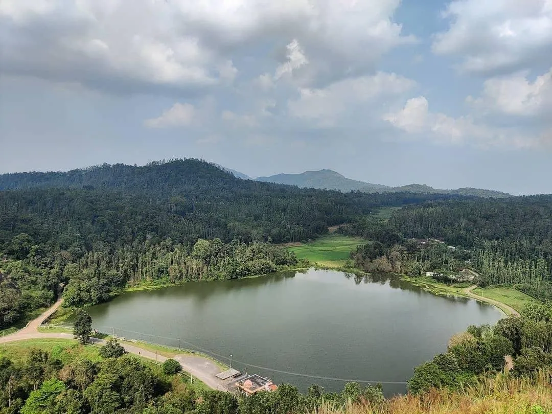 Honnamana Kere Lake