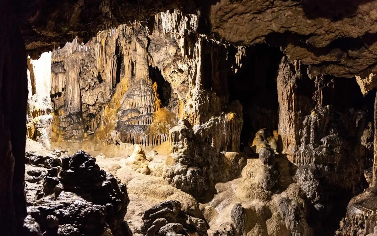 Dunmore Cave